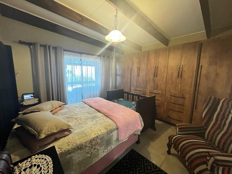 4 Bedroom Property for Sale in Dana Bay Western Cape